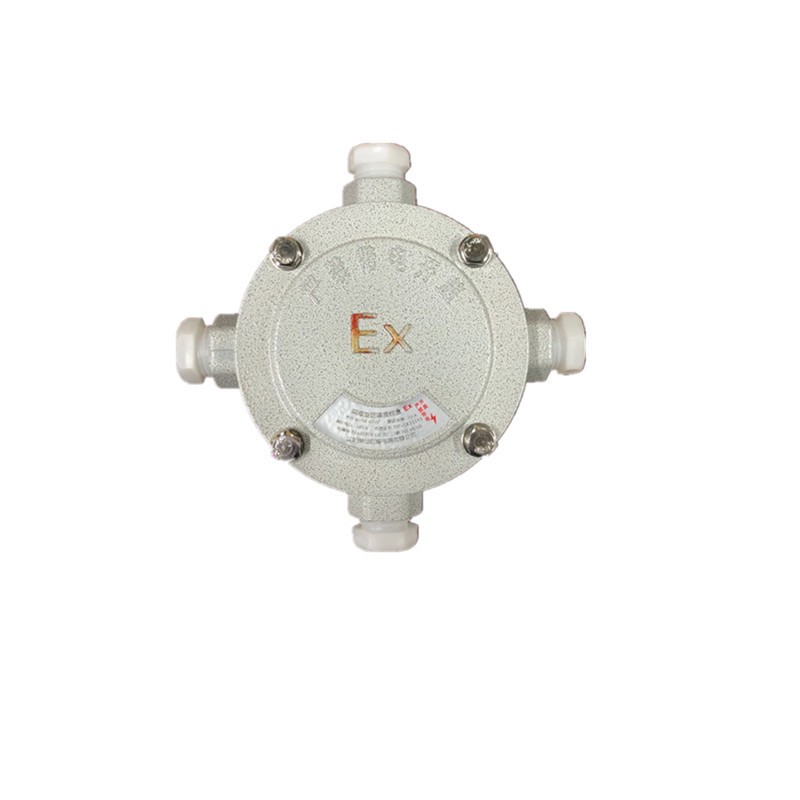 防爆四通穿线盒